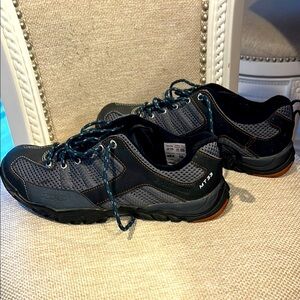 Shimano Men's Black and Gray Biking Shoes -excellent condition EU43
